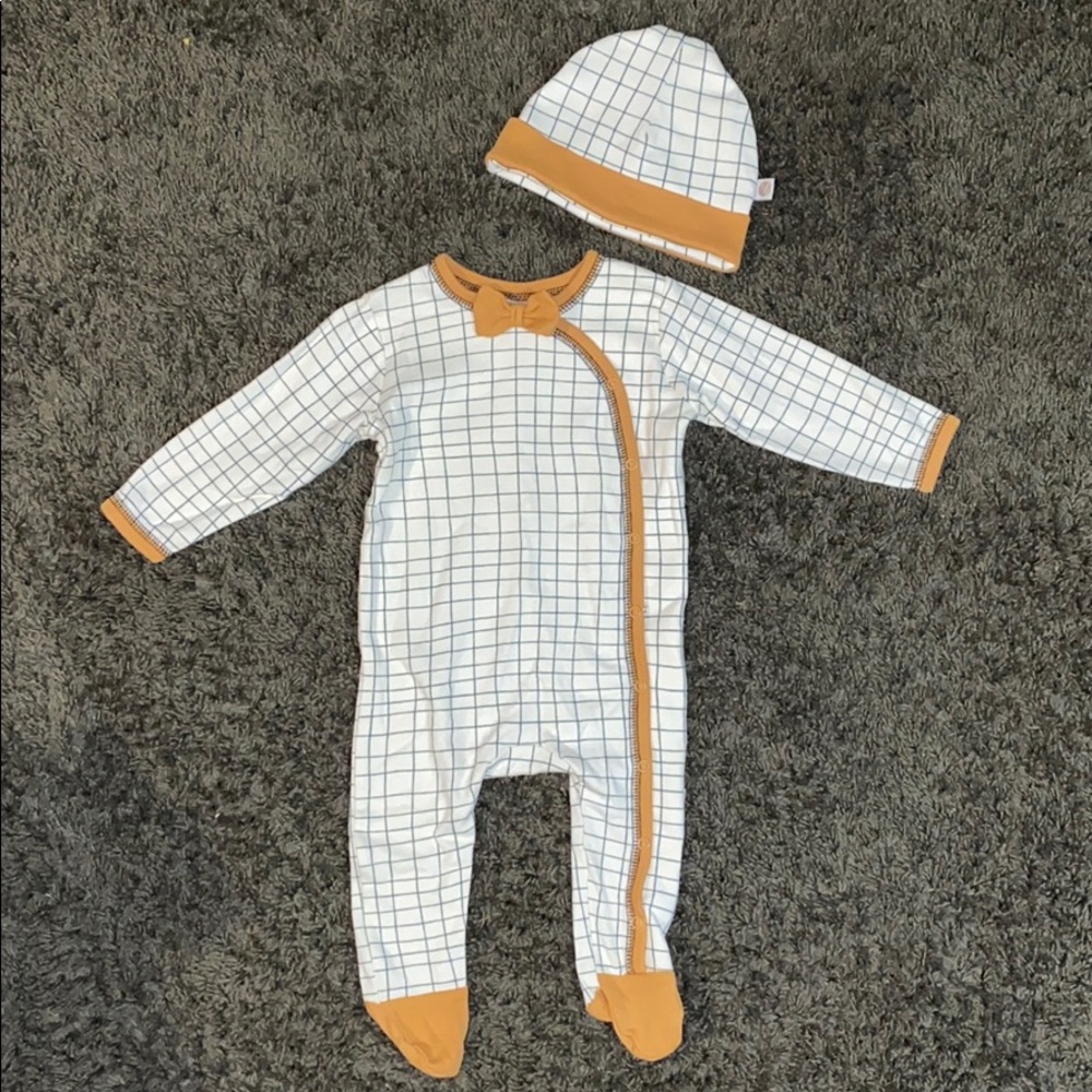 Hallmark baby outfit